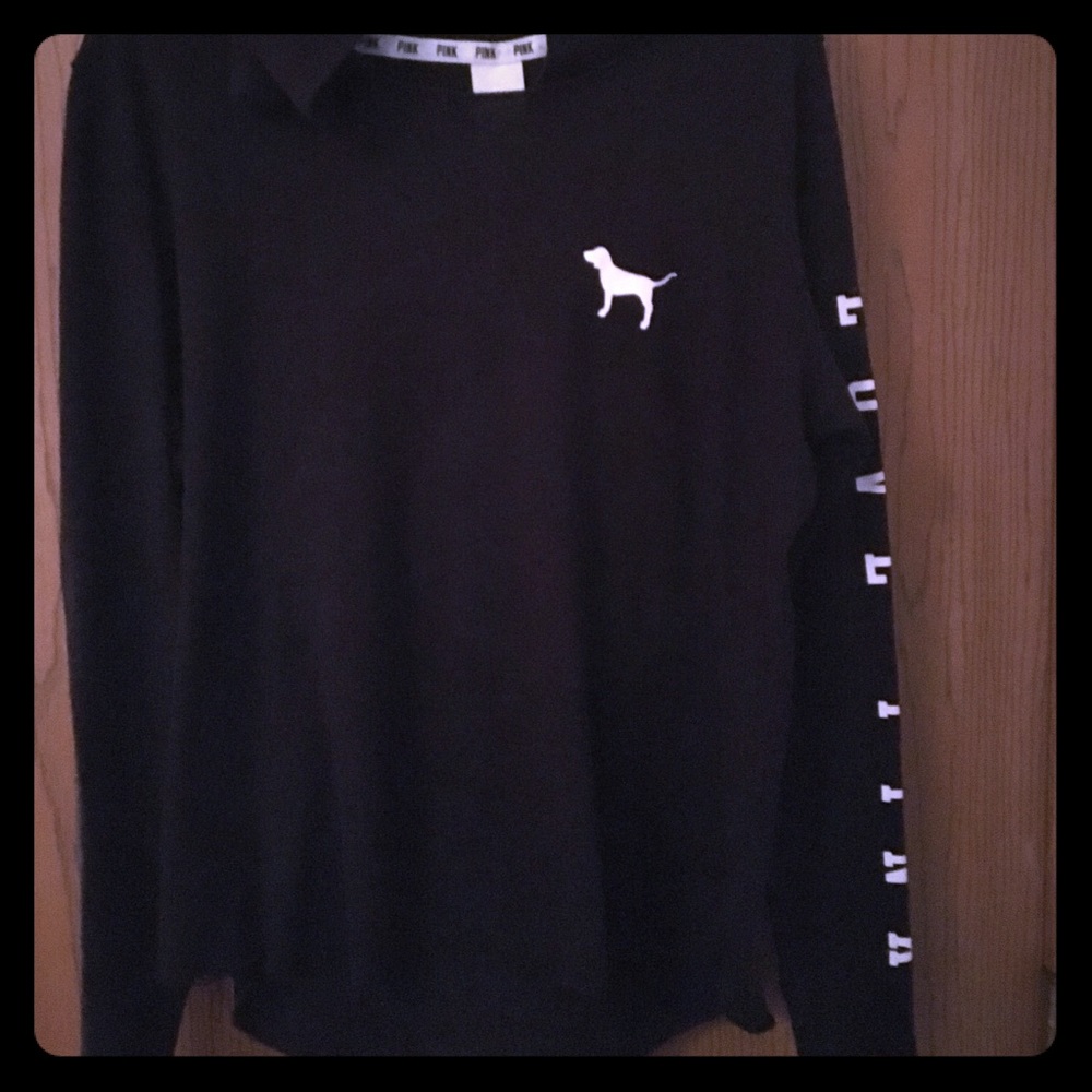 Vs Pink lightweight tunic with a hood ! Comfy !